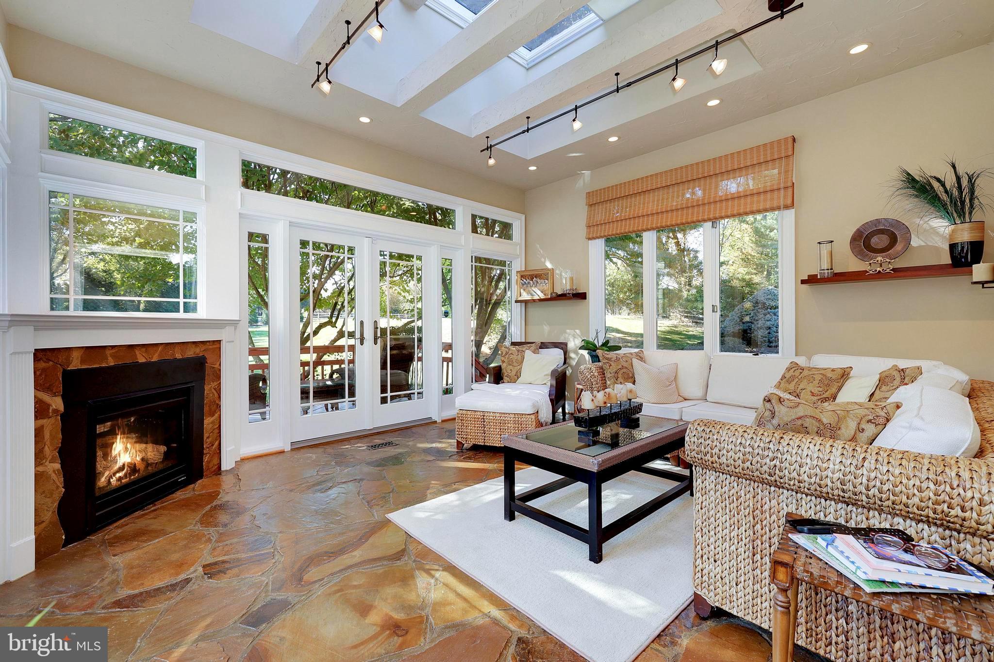 11108 POTOMAC VIEW DRIVE