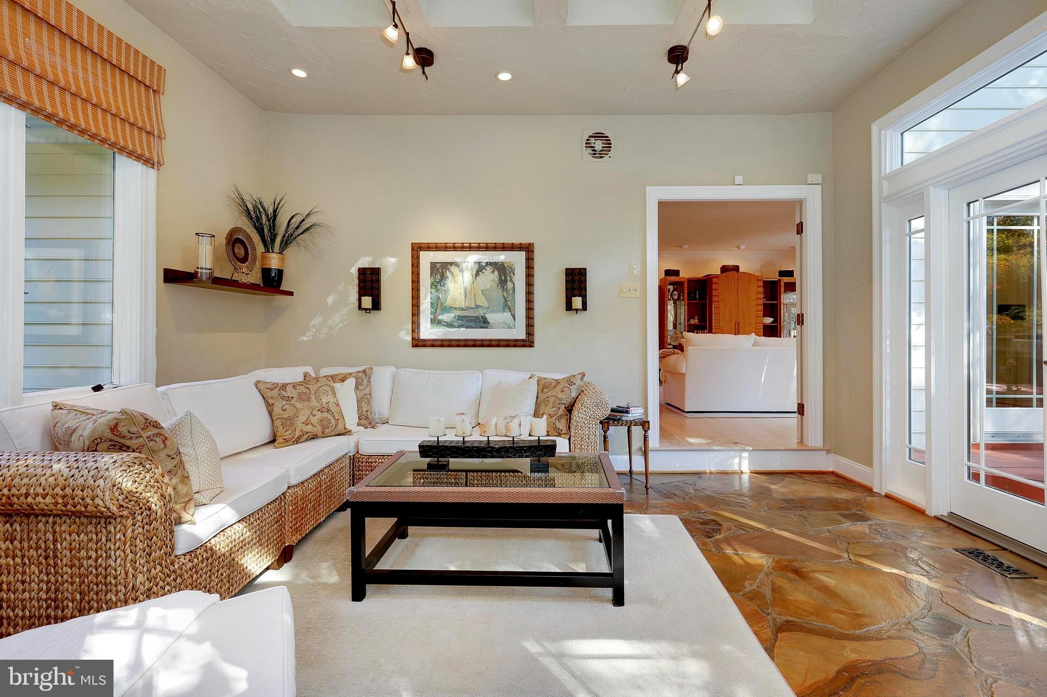 11108 POTOMAC VIEW DRIVE