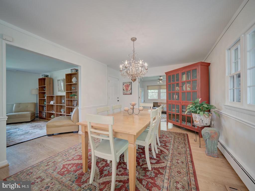 3400 COLONIAL COURT