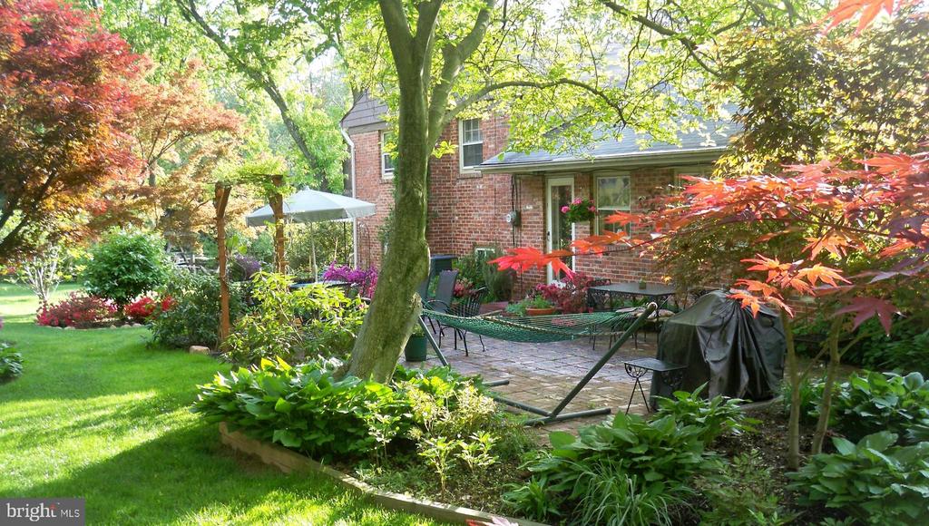 3400 COLONIAL COURT