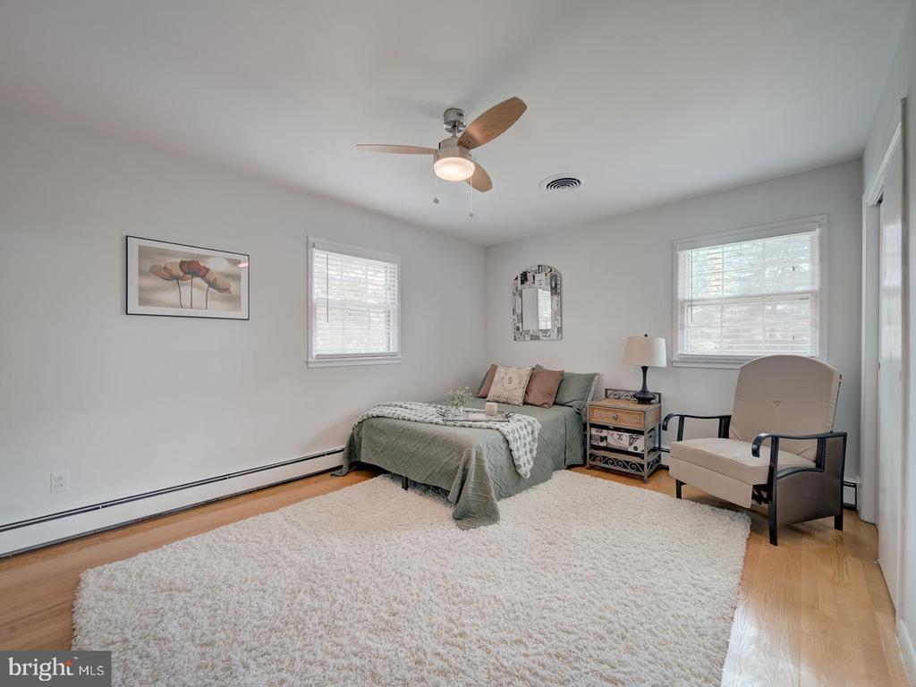 3400 COLONIAL COURT