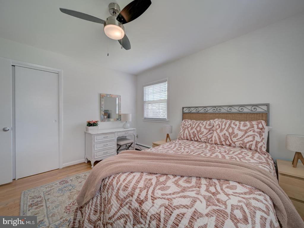 3400 COLONIAL COURT