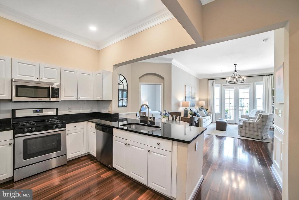 23 ARCH PLACE 475
