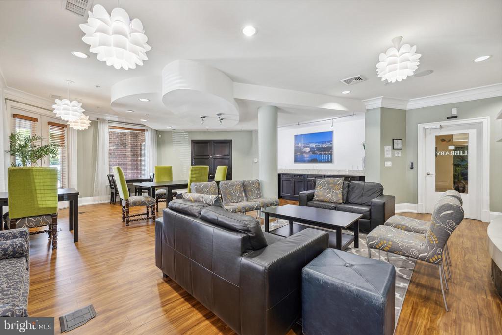 23 ARCH PLACE 475