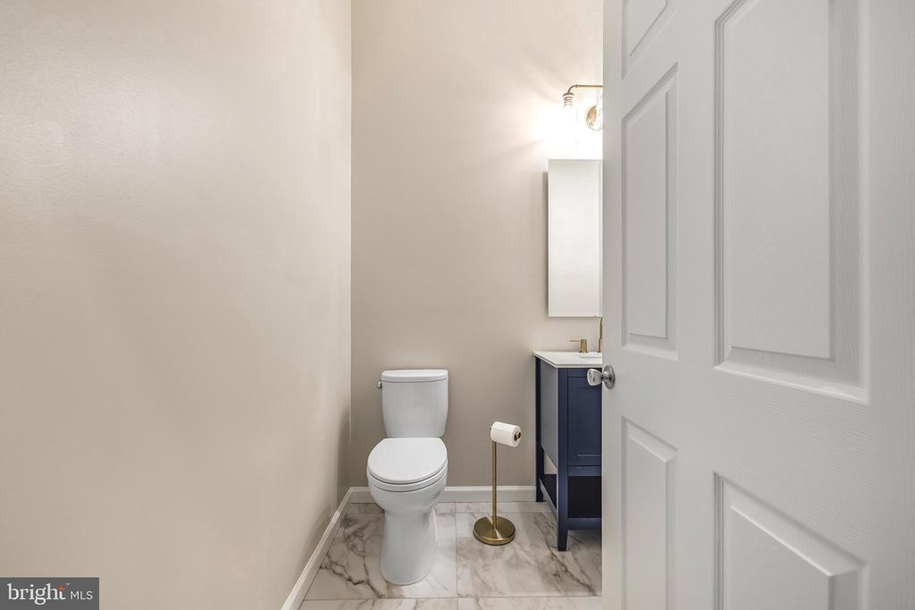 23 ARCH PLACE 475
