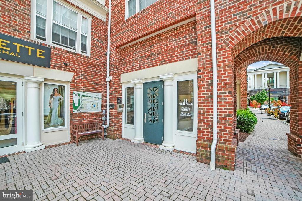 23 ARCH PLACE 475