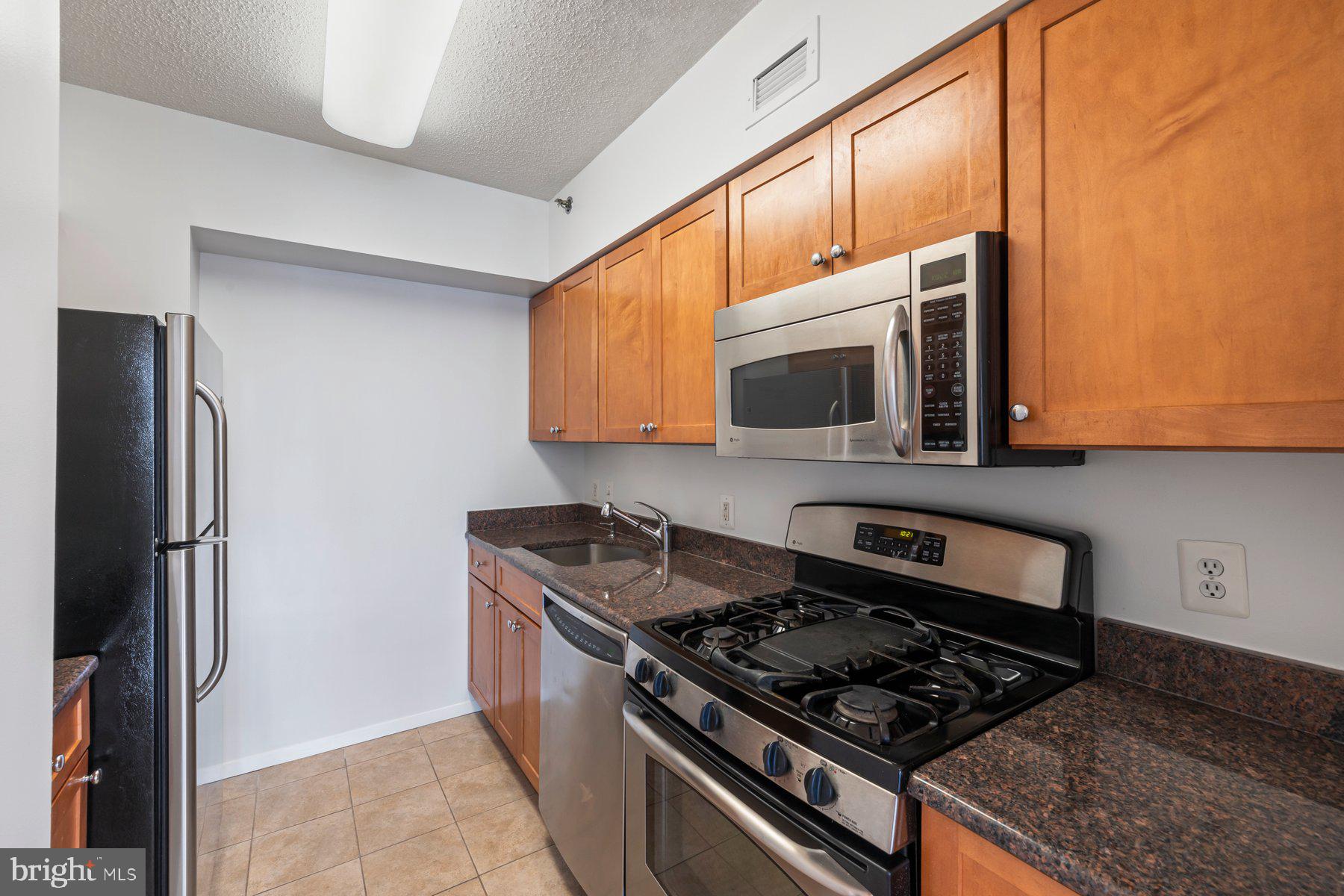 4801 FAIRMONT AVENUE 804