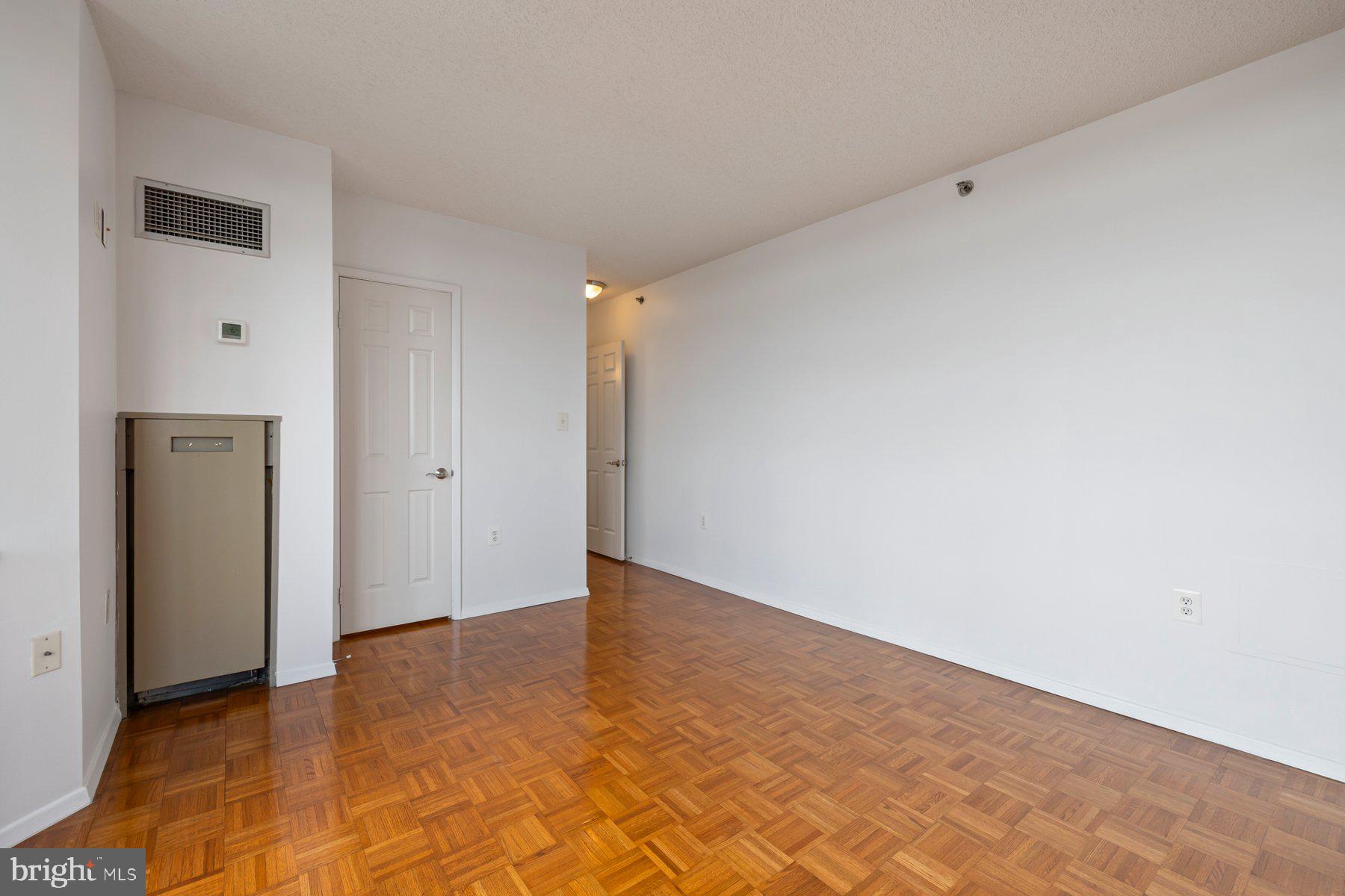 4801 FAIRMONT AVENUE 804