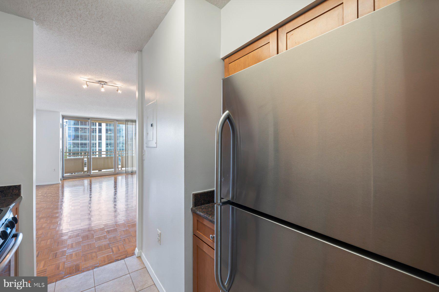 4801 FAIRMONT AVENUE 804