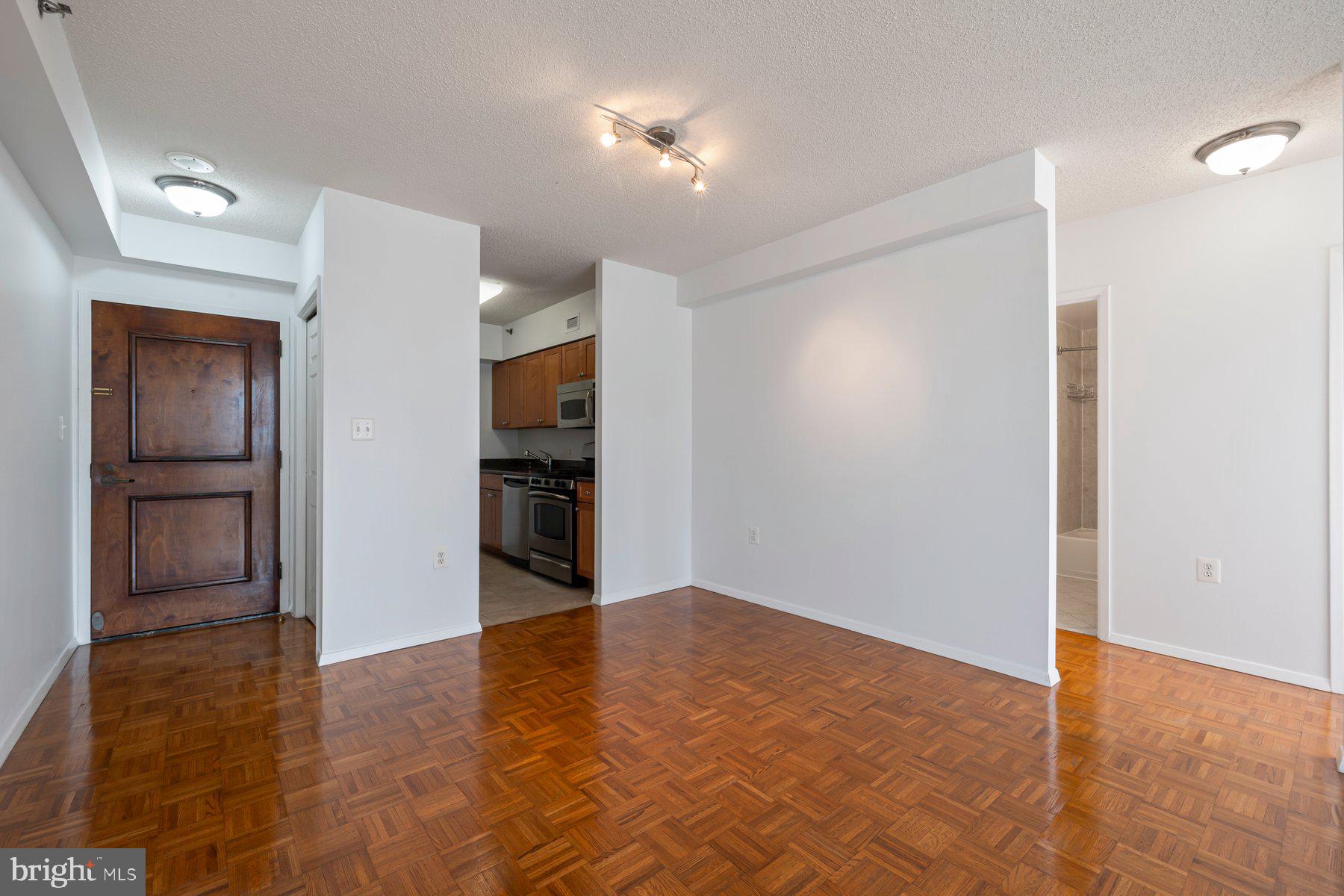 4801 FAIRMONT AVENUE 804