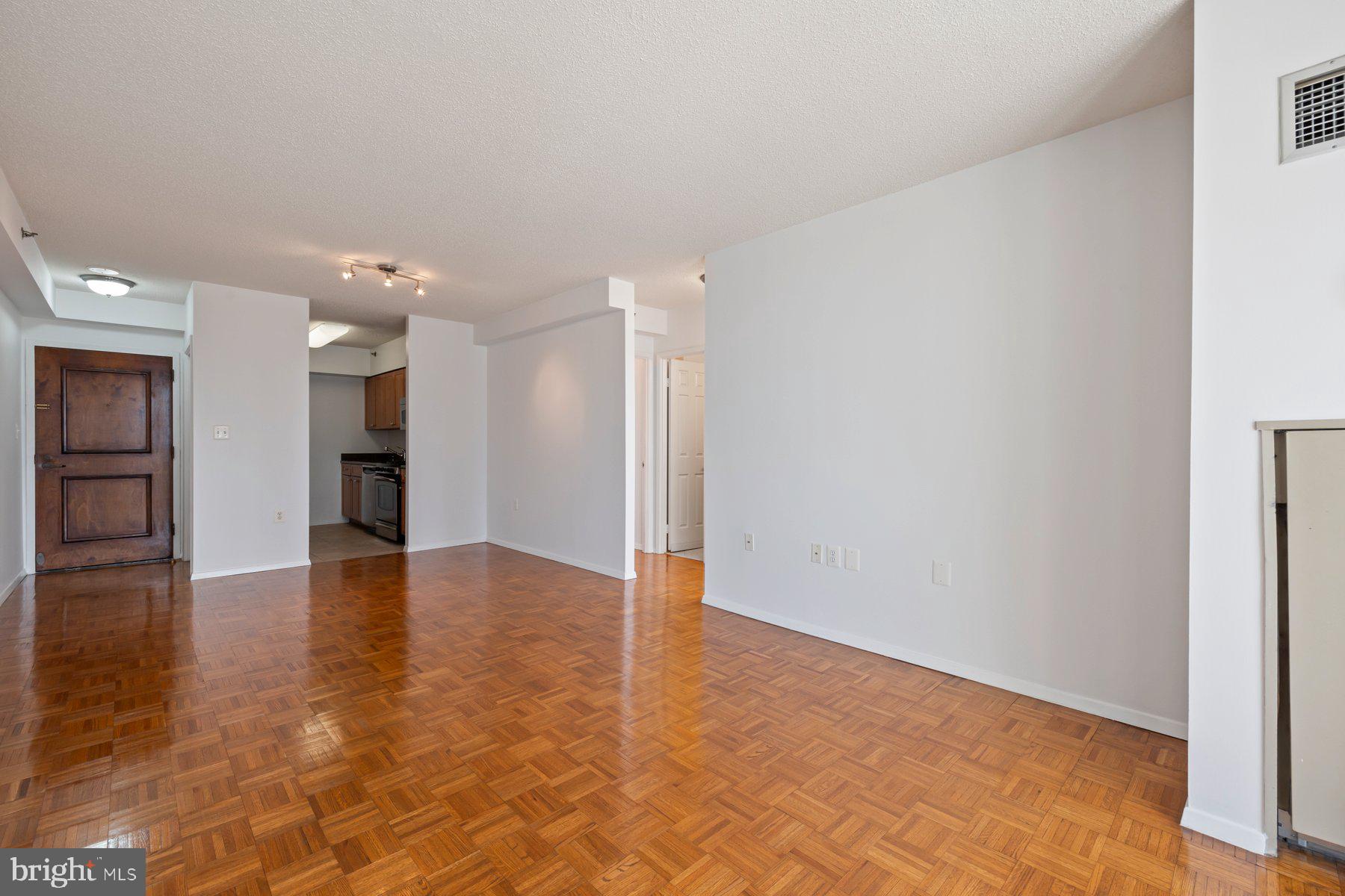 4801 FAIRMONT AVENUE 804
