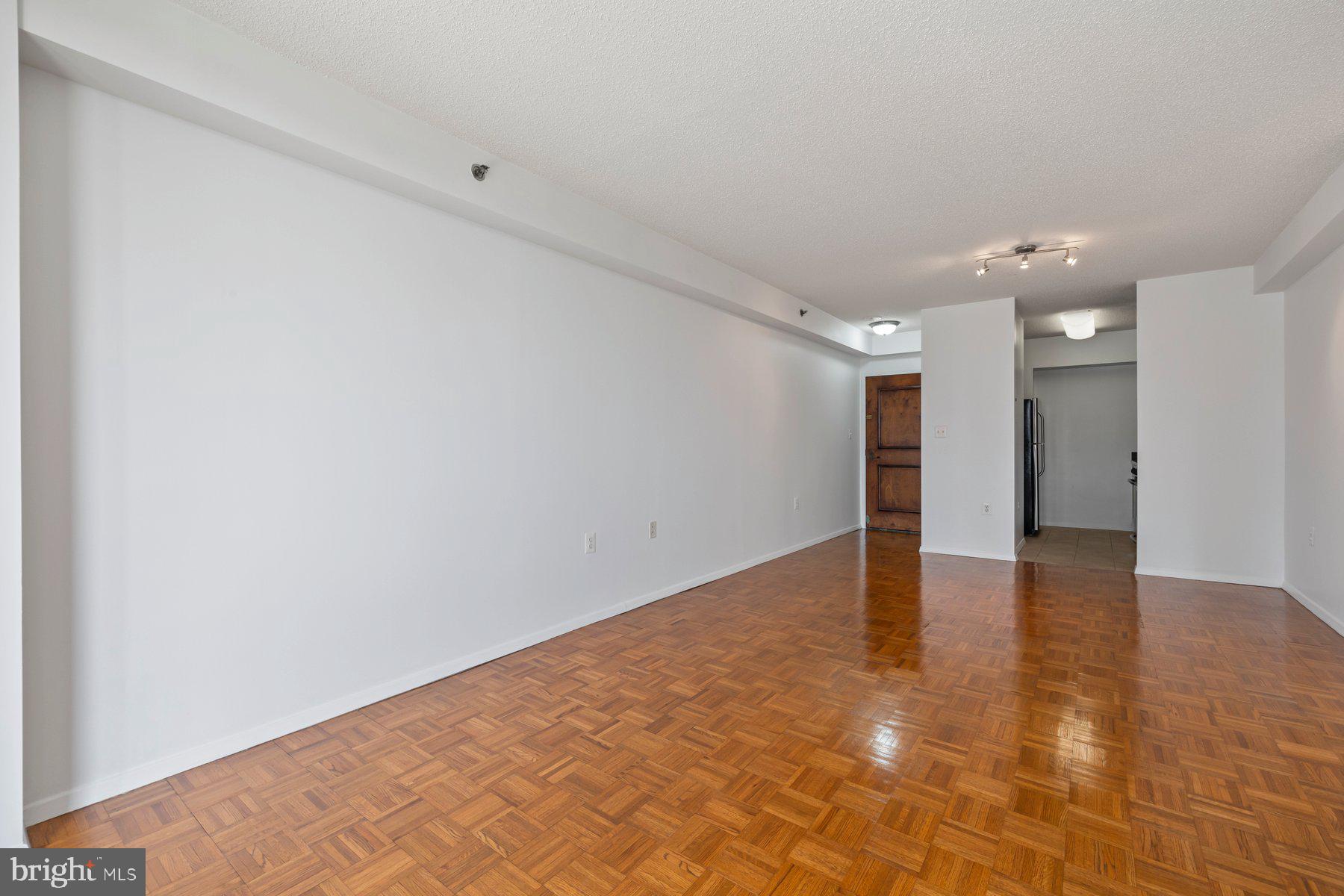 4801 FAIRMONT AVENUE 804