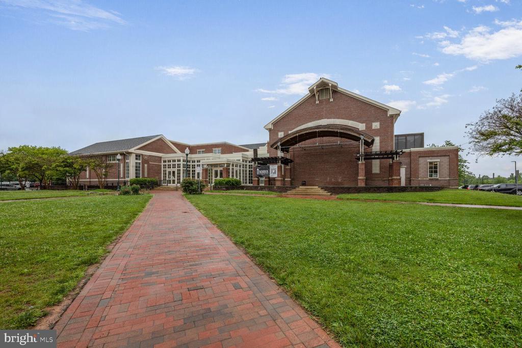 13510 GIANT COURT