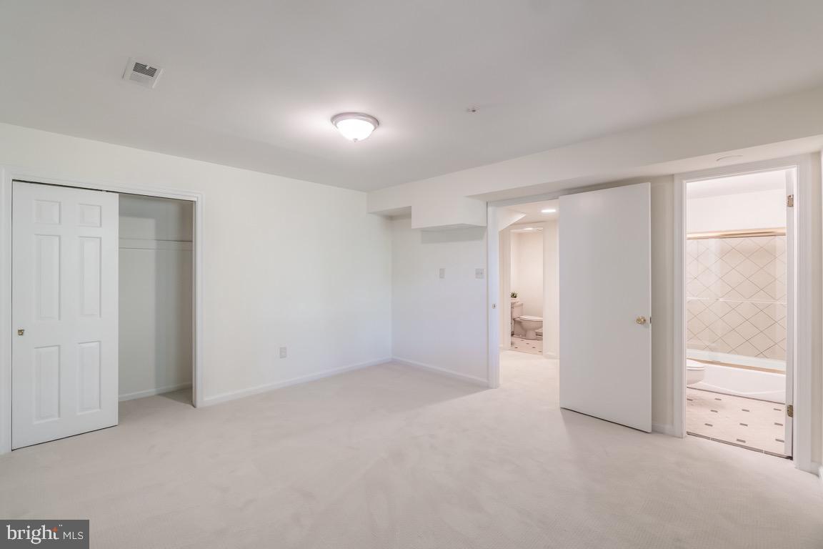 11208 TARA ROAD