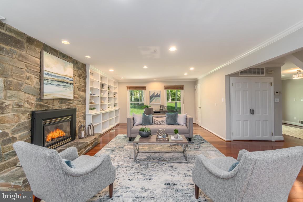 11208 TARA ROAD