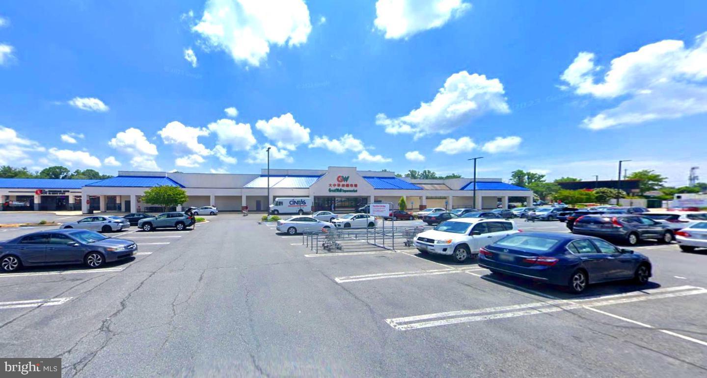 19430 BREEZEDALE LANE