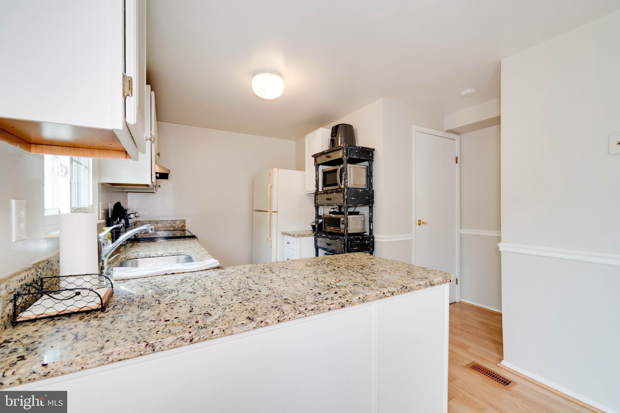 19430 BREEZEDALE LANE