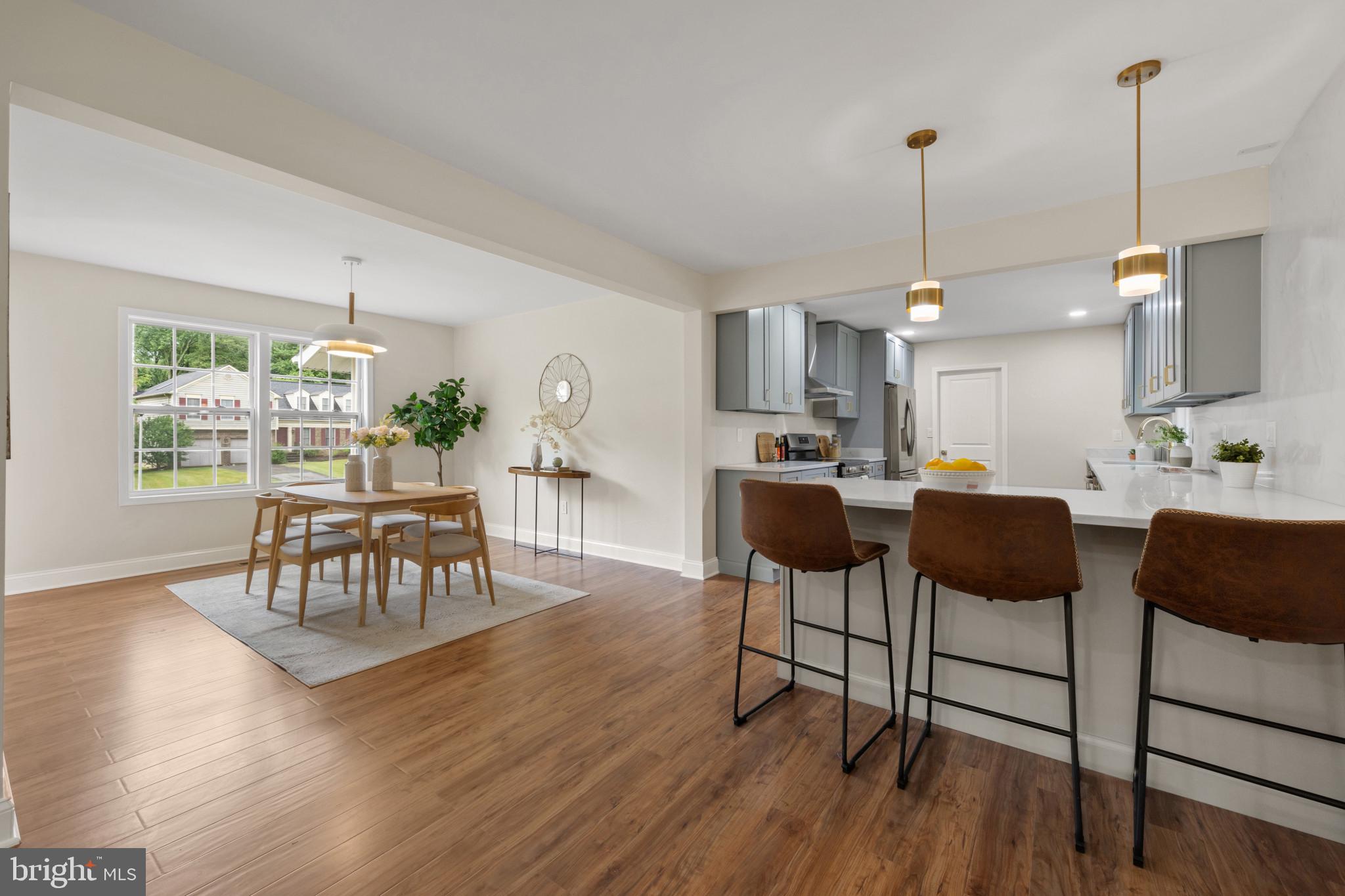 18624 QUEEN ELIZABETH DRIVE