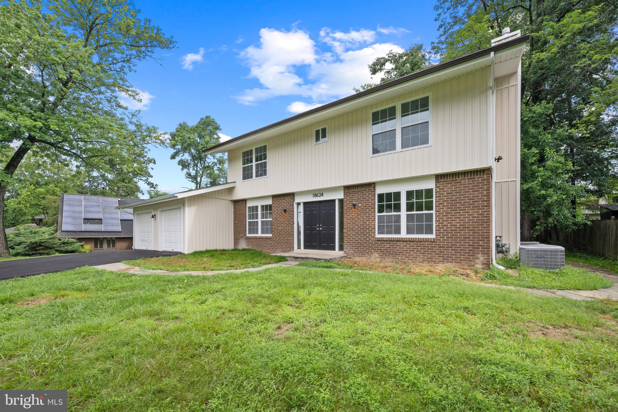 18624 QUEEN ELIZABETH DRIVE