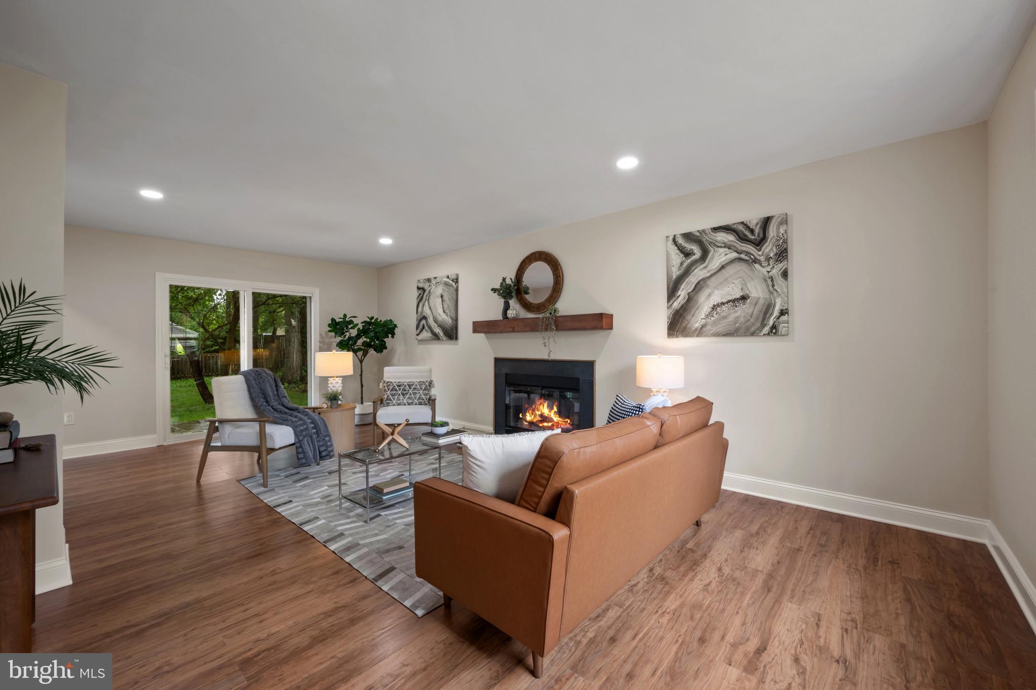 18624 QUEEN ELIZABETH DRIVE