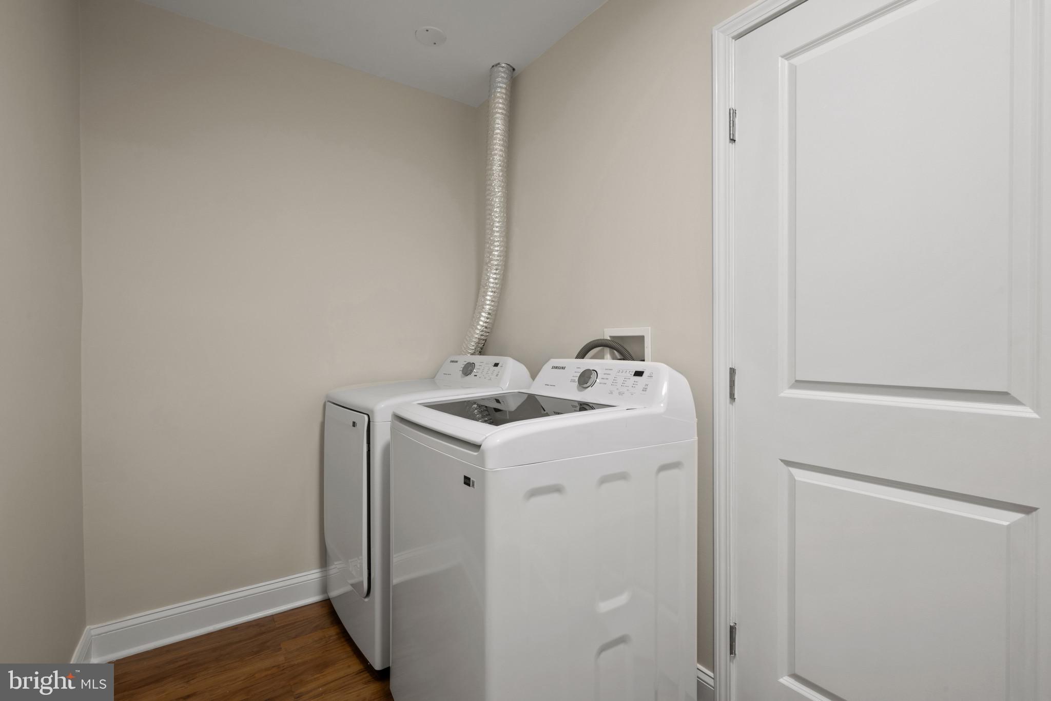 18624 QUEEN ELIZABETH DRIVE