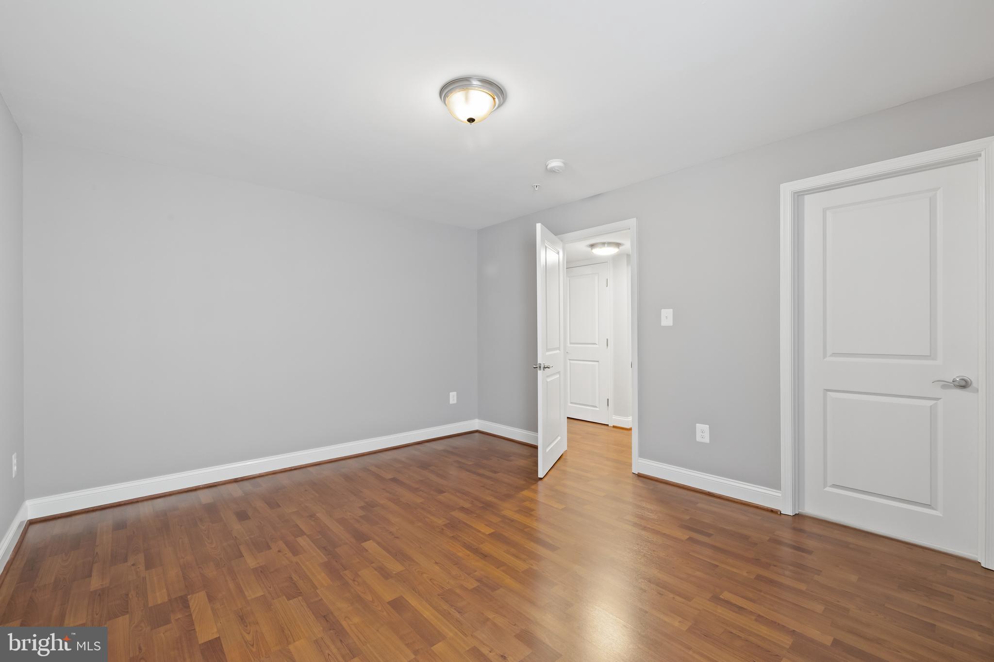 3722 LAWRENCE AVENUE