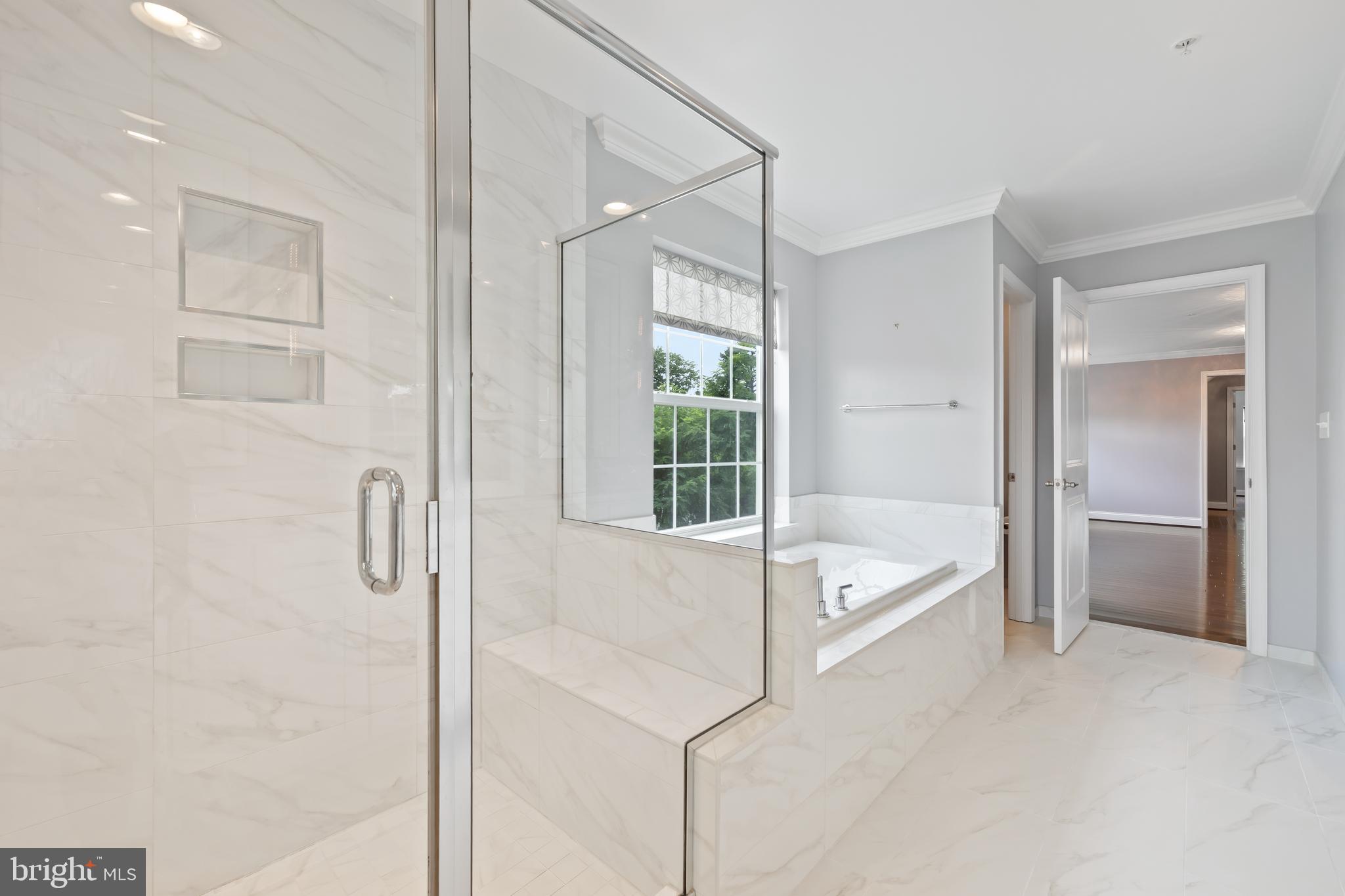 3722 LAWRENCE AVENUE