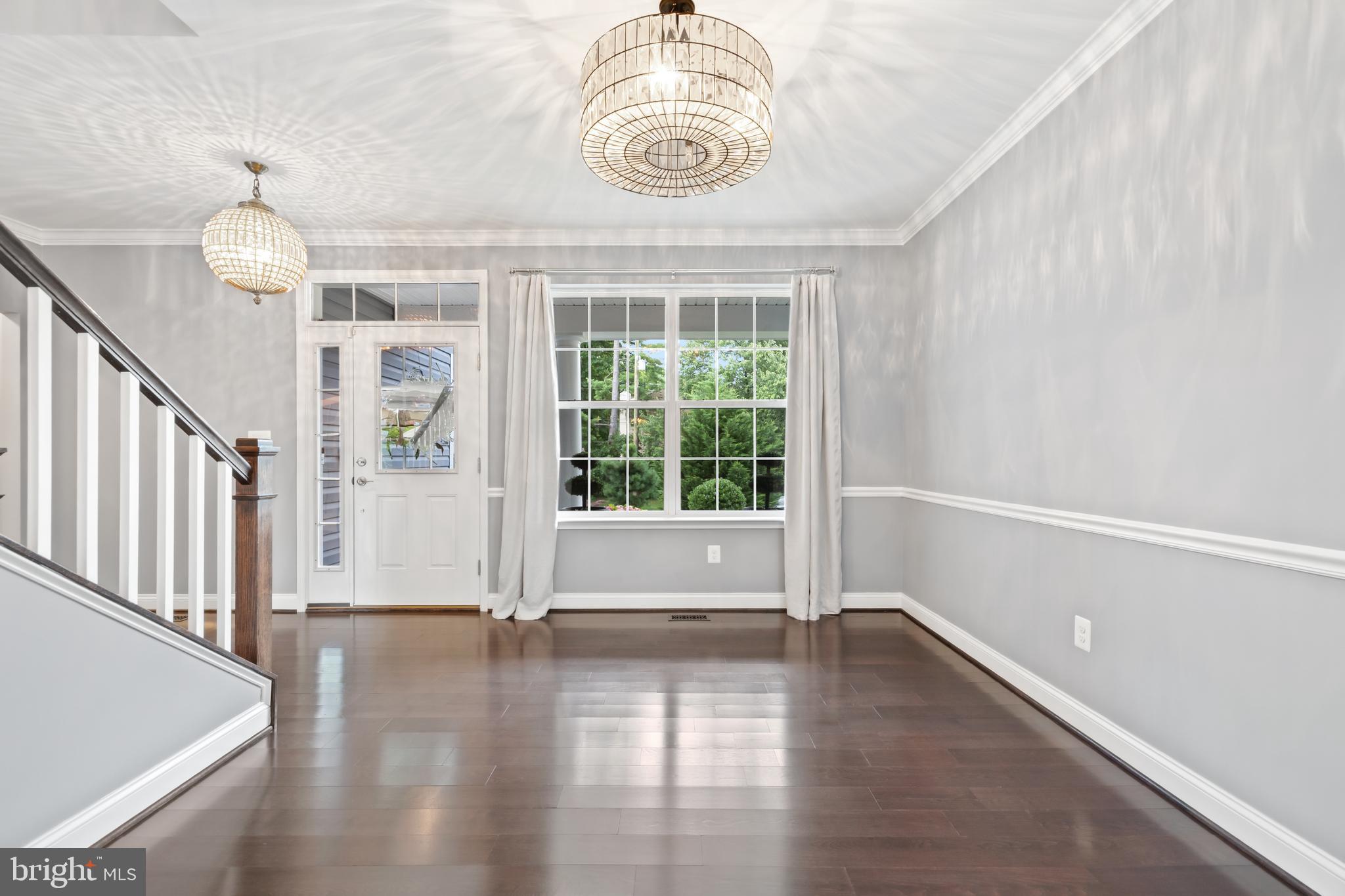 3722 LAWRENCE AVENUE