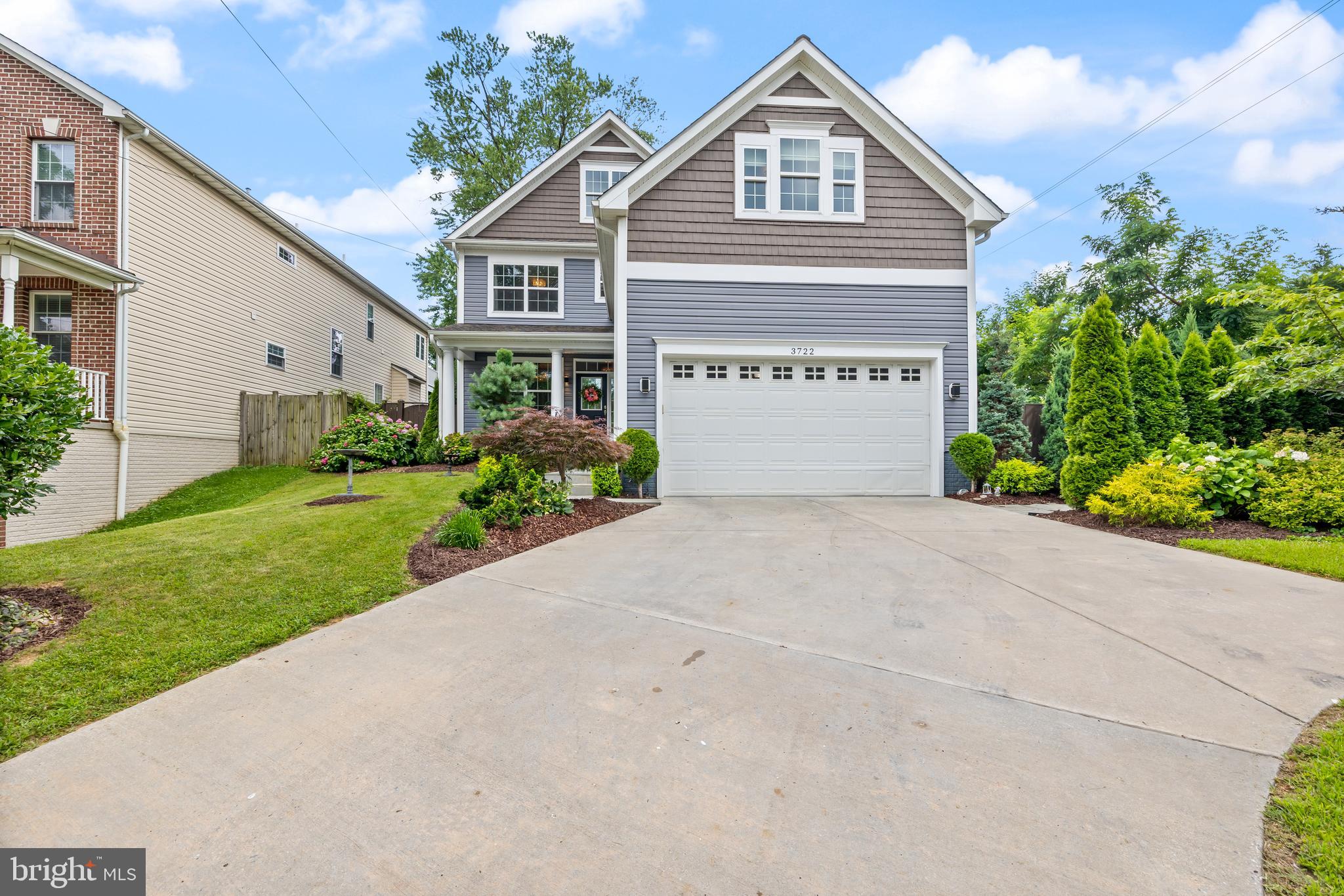 3722 LAWRENCE AVENUE