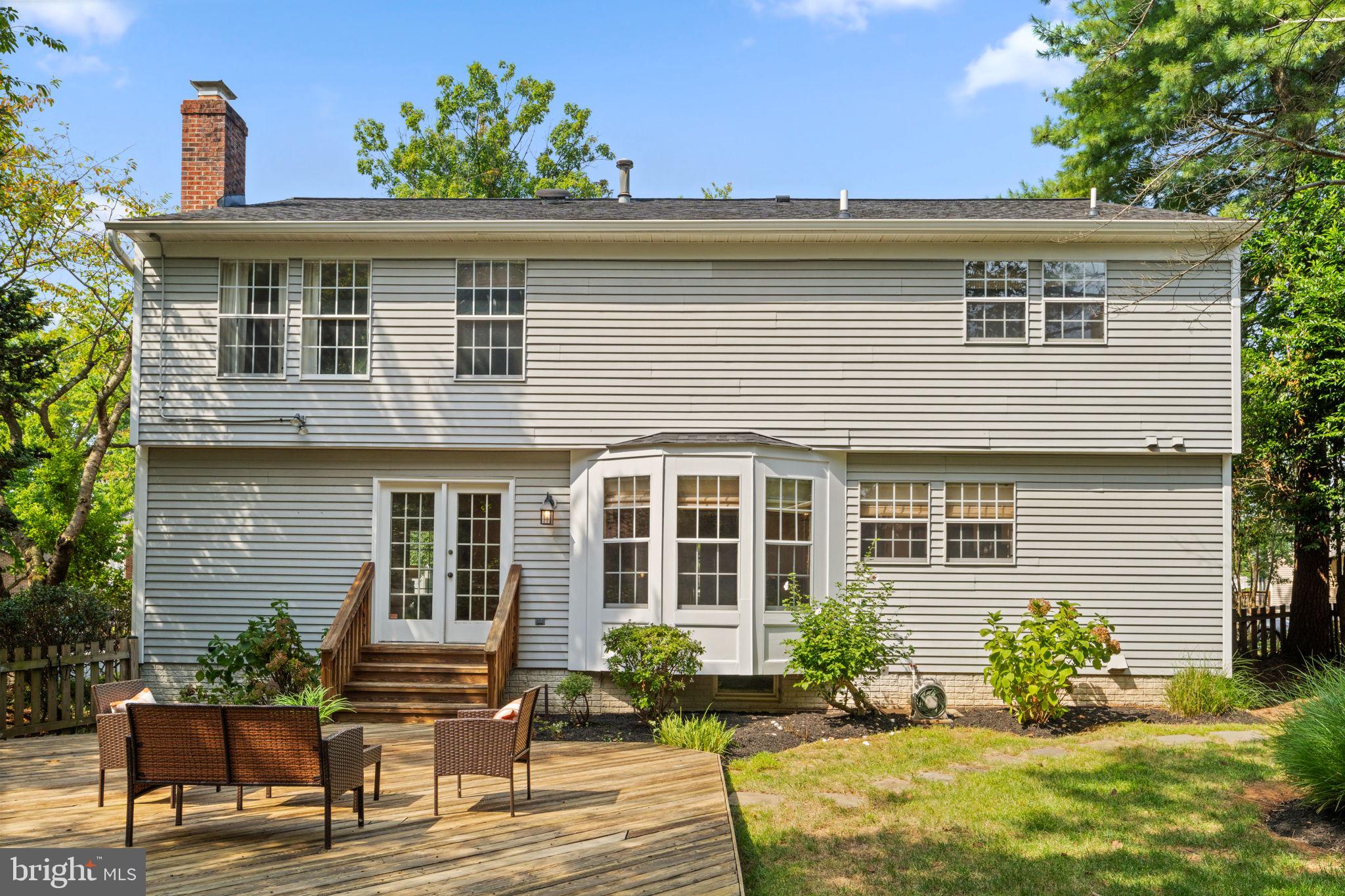 3 SAINT IVES PLACE