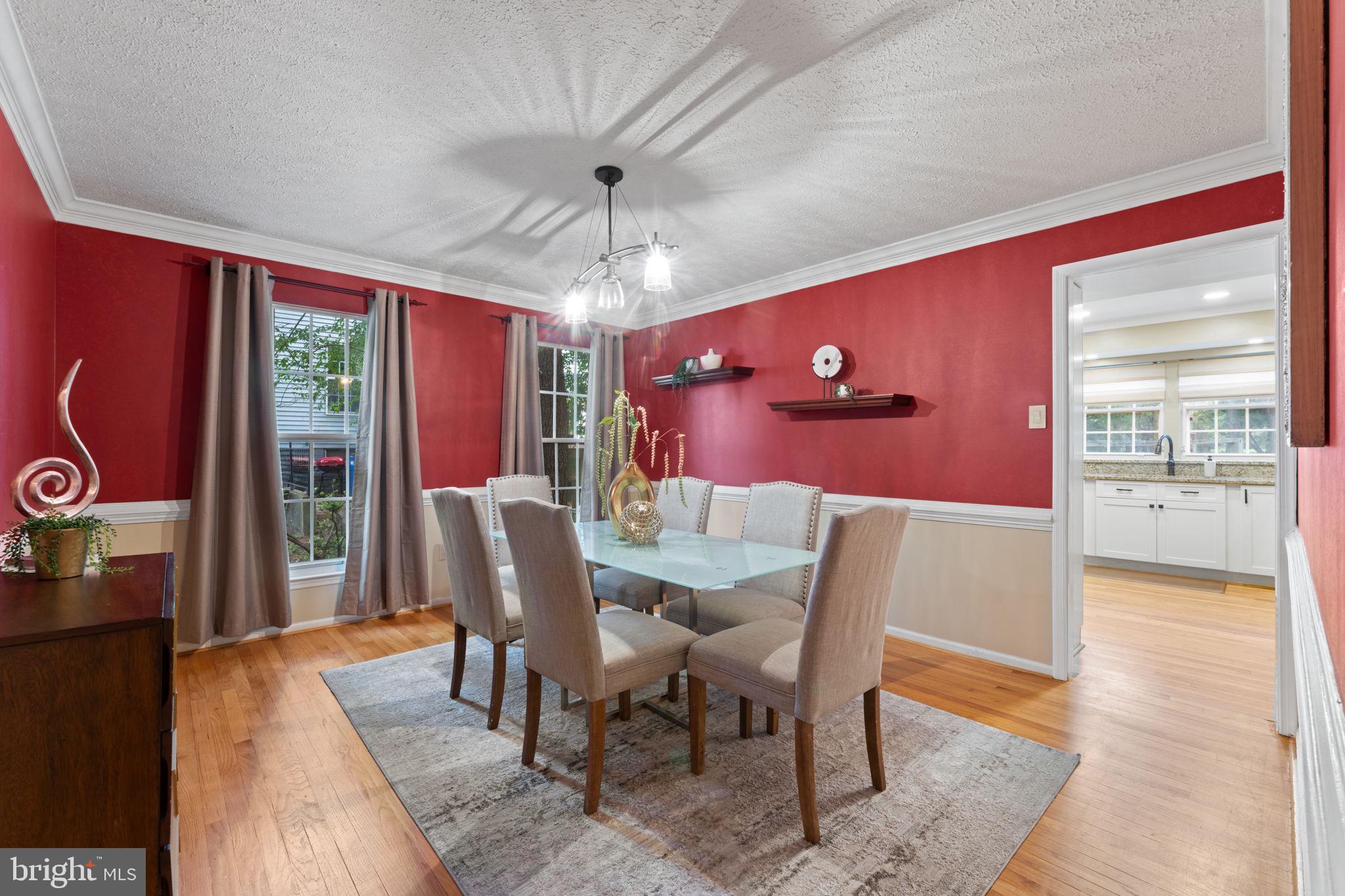 3 SAINT IVES PLACE