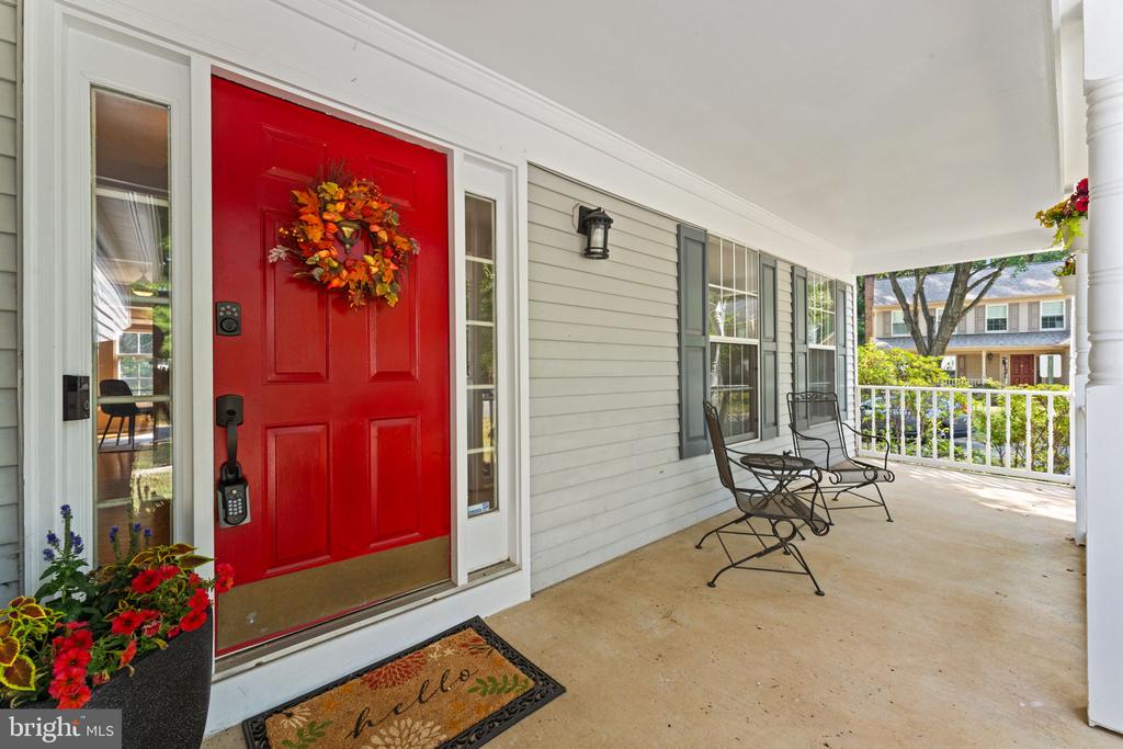 3 SAINT IVES PLACE