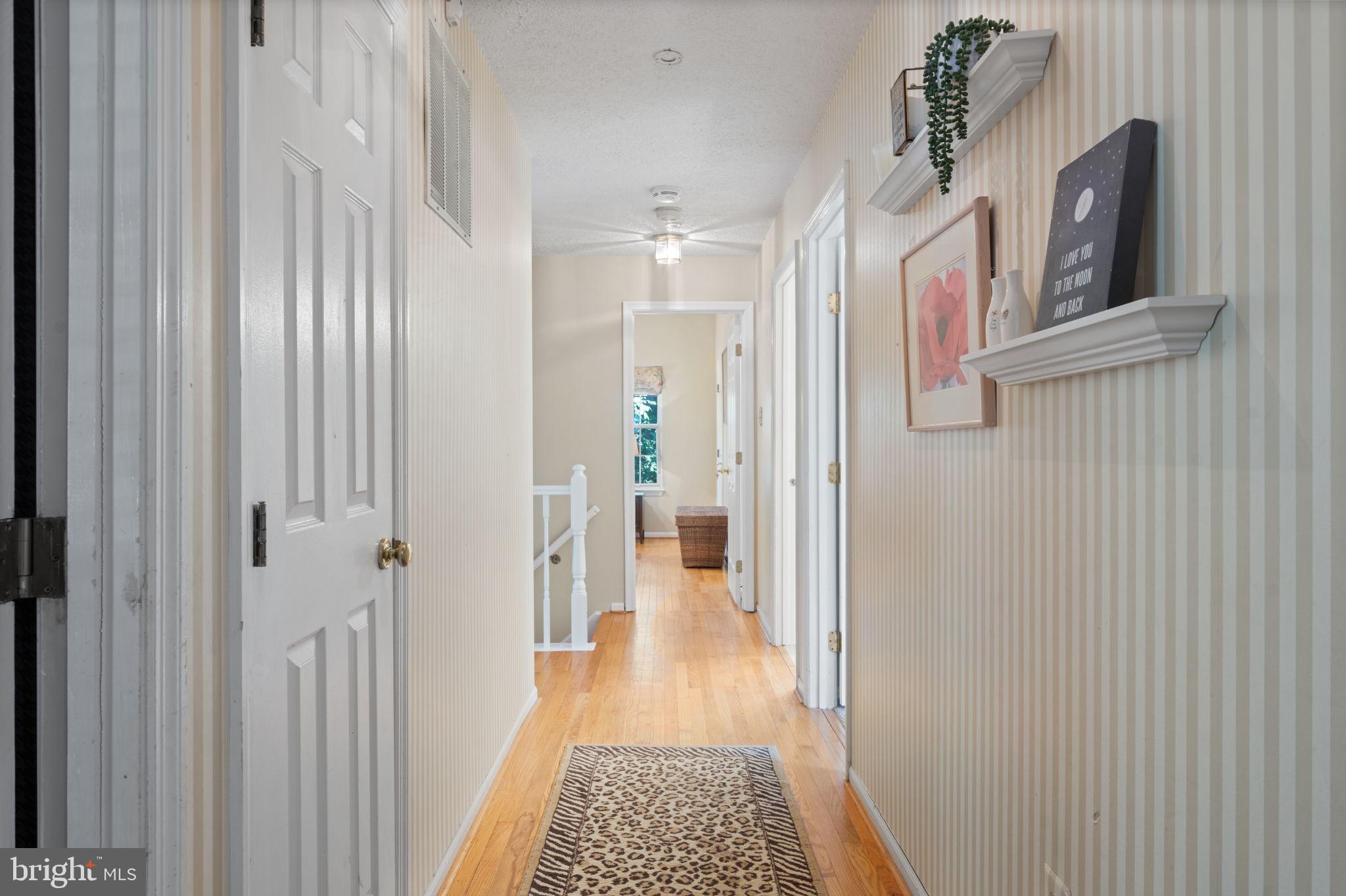 3 SAINT IVES PLACE