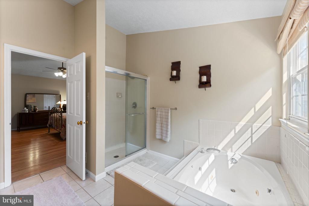3 SAINT IVES PLACE