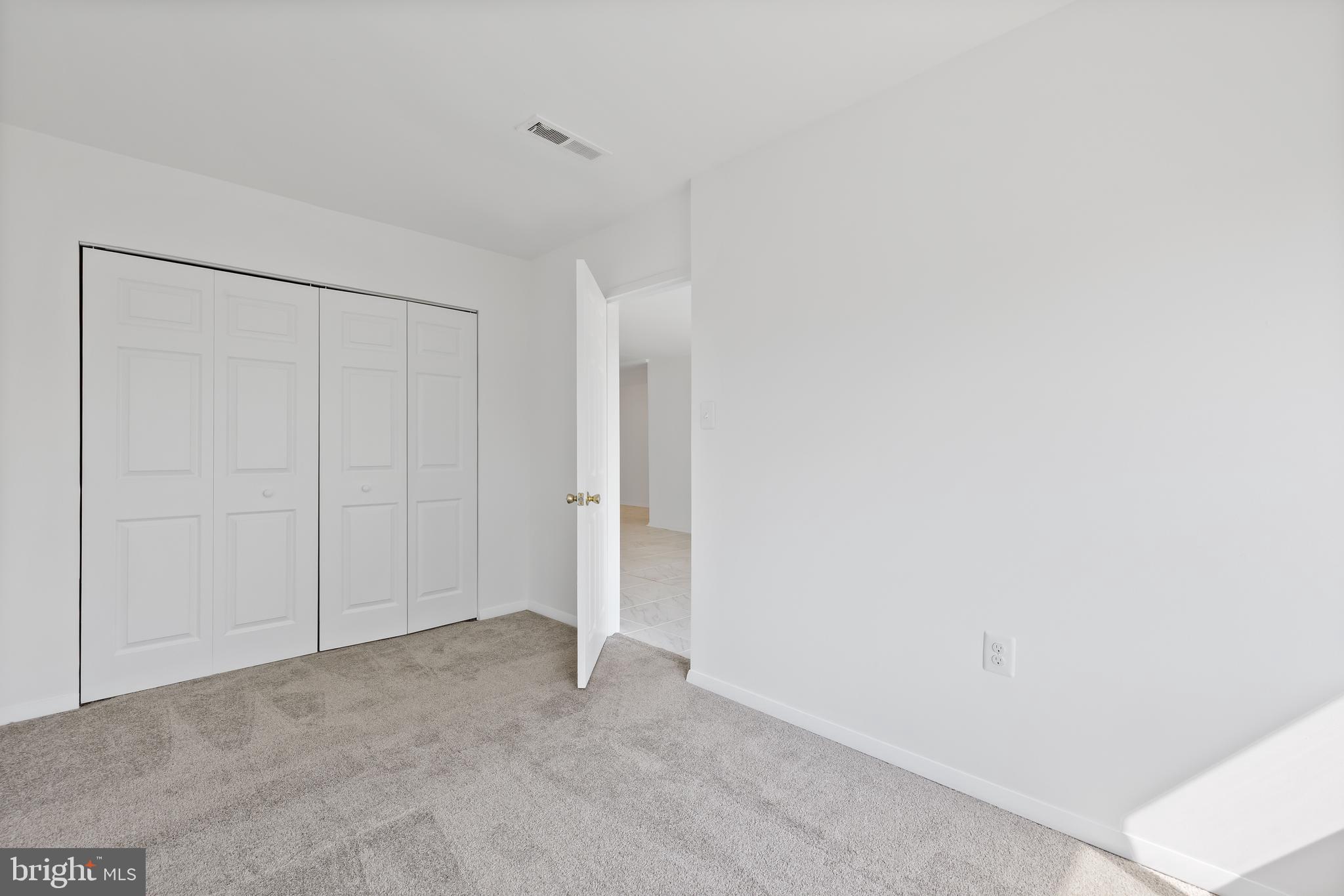 452 GIRARD STREET 304