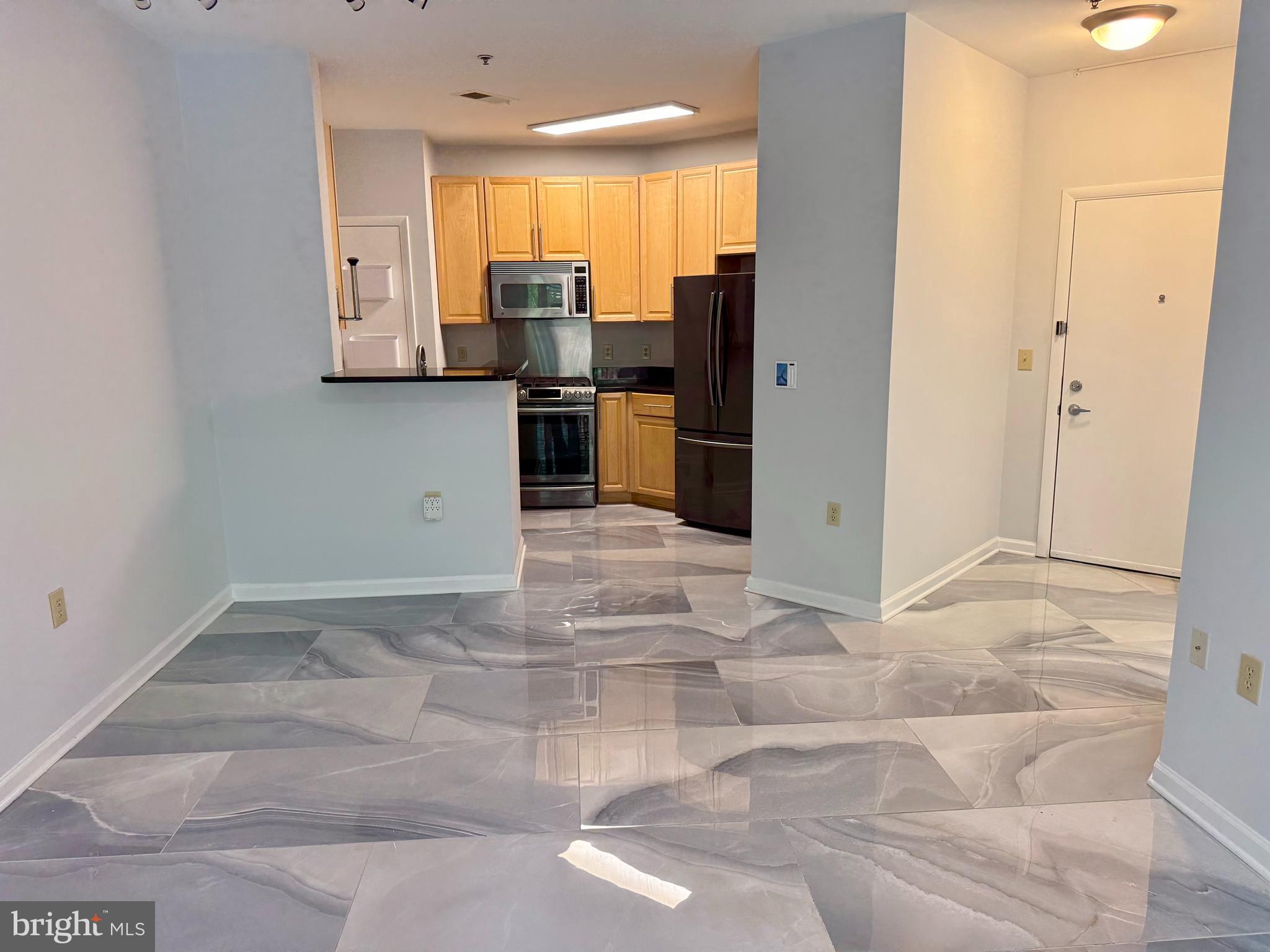 1201 EAST WEST HIGHWAY 228