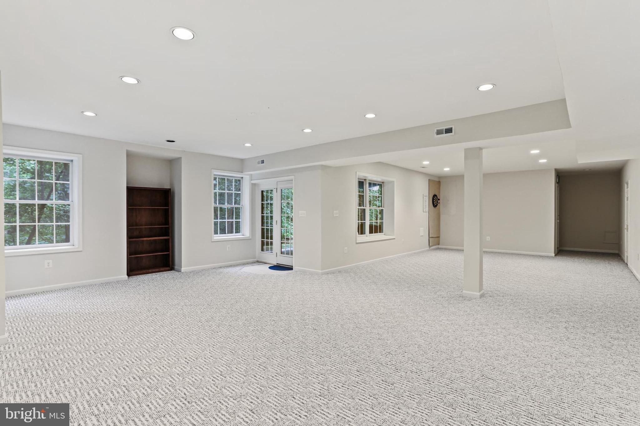 15 WARRENTON DRIVE