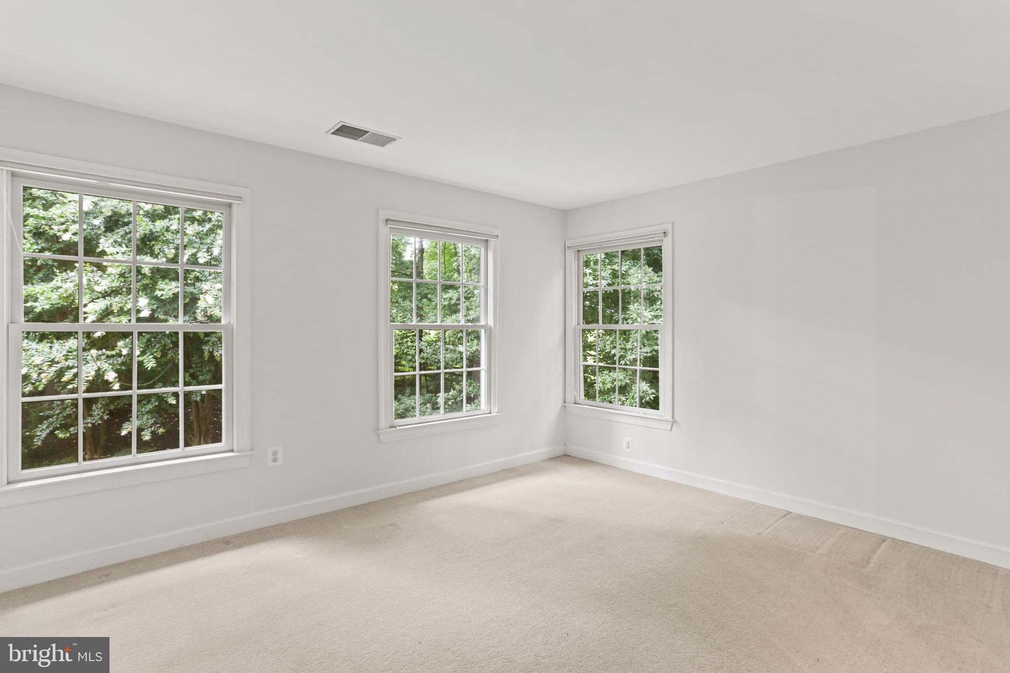 15 WARRENTON DRIVE