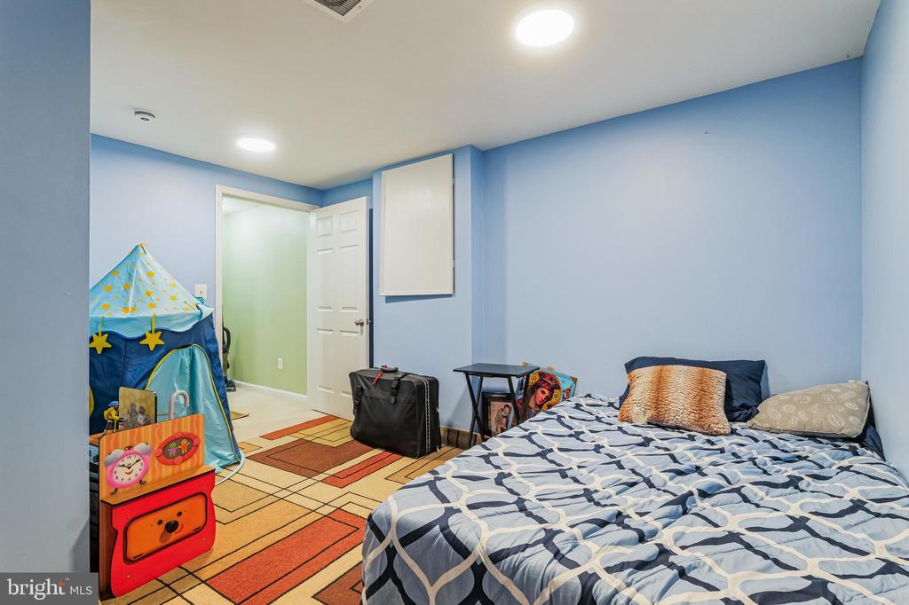 2 HINES COURT
