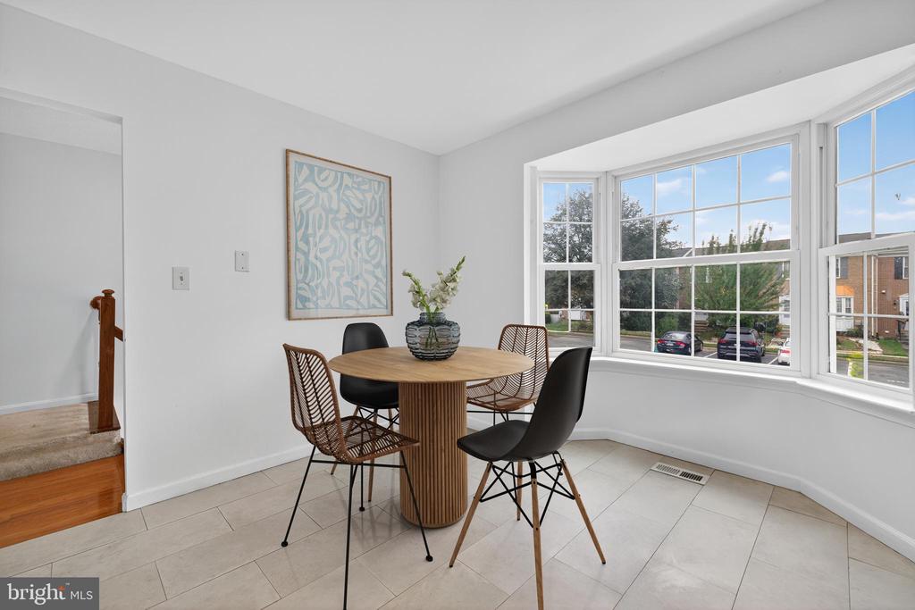 1252 KNOLL MIST LANE