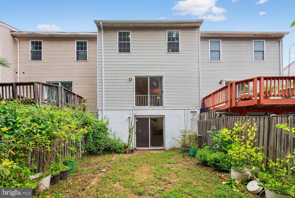 1252 KNOLL MIST LANE