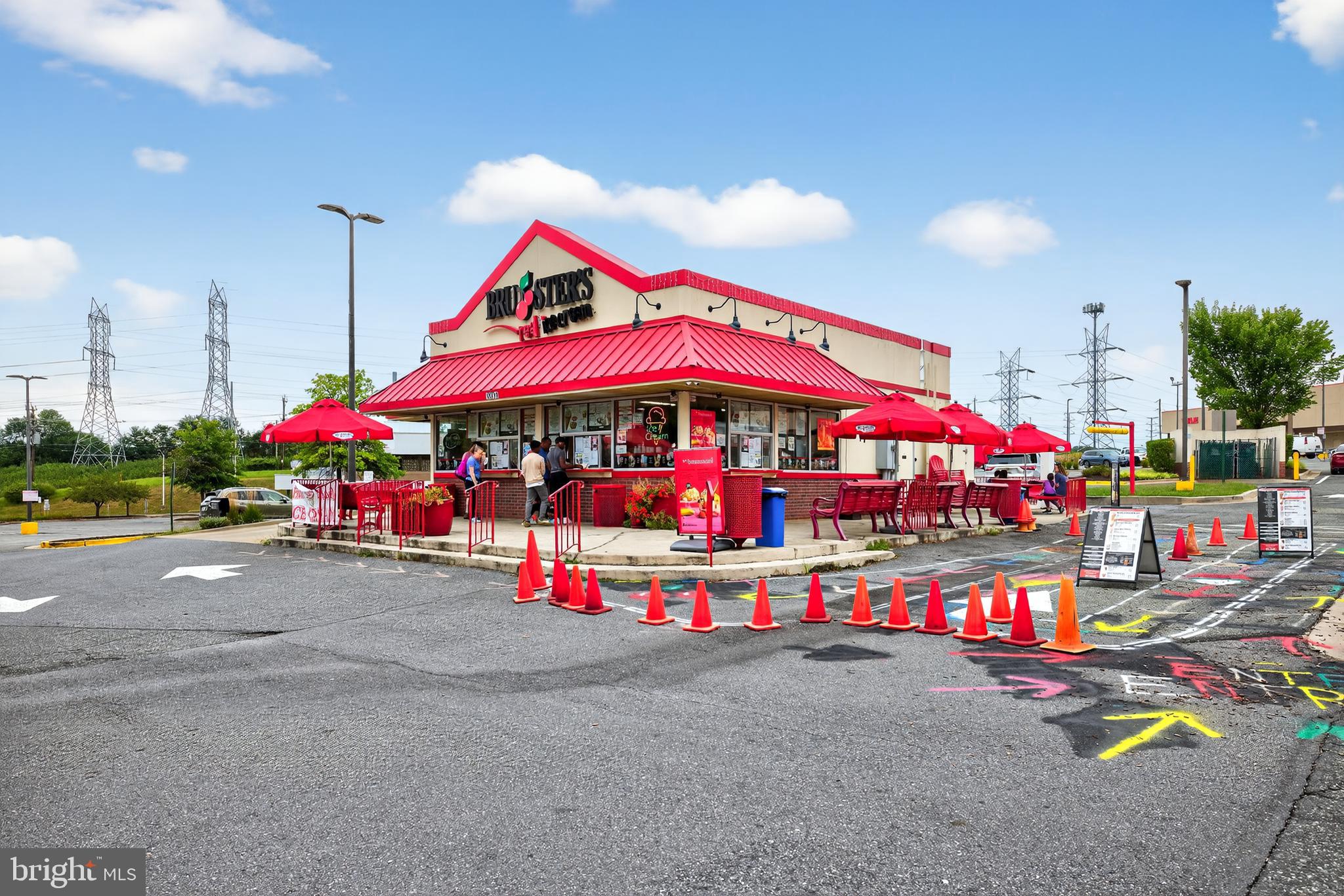 1252 KNOLL MIST LANE