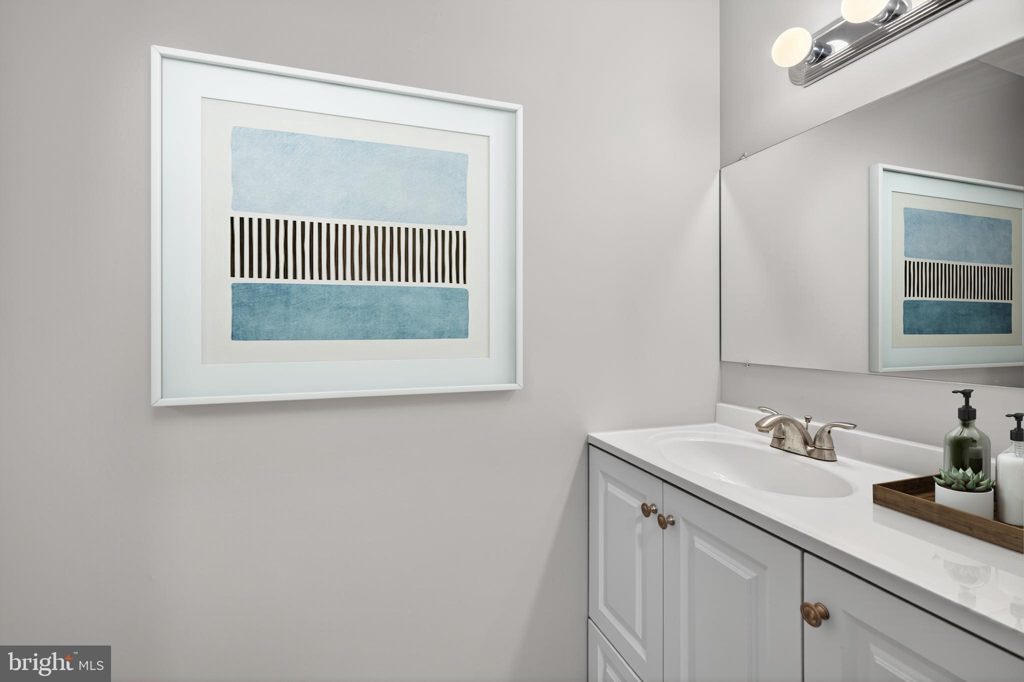 1252 KNOLL MIST LANE