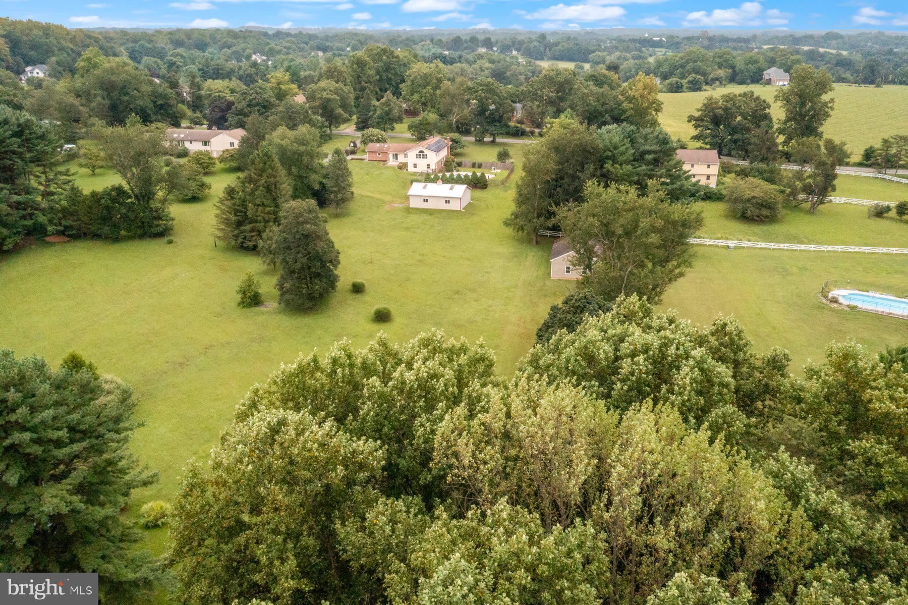 18604 MUNCASTER ROAD