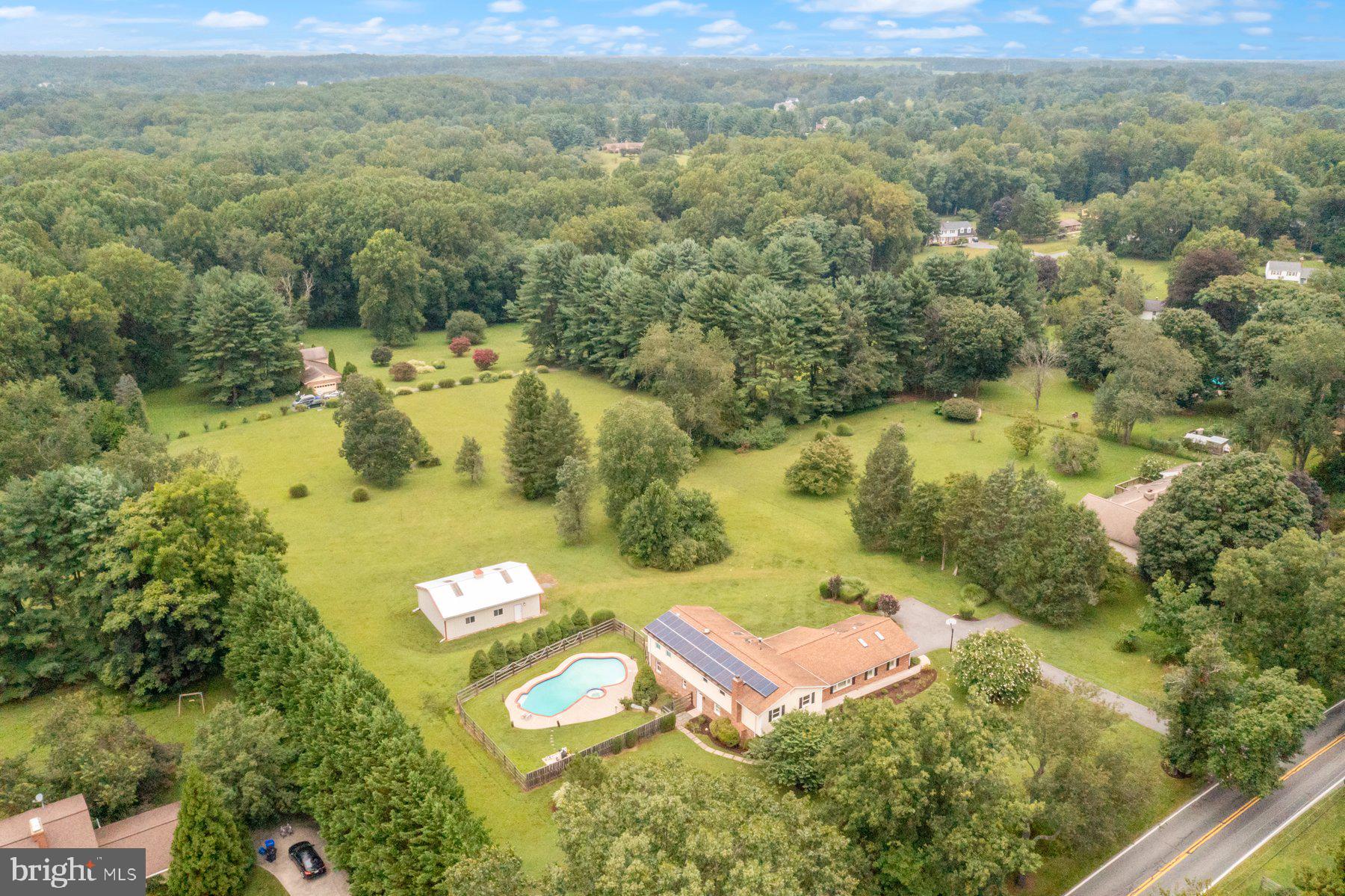 18604 MUNCASTER ROAD