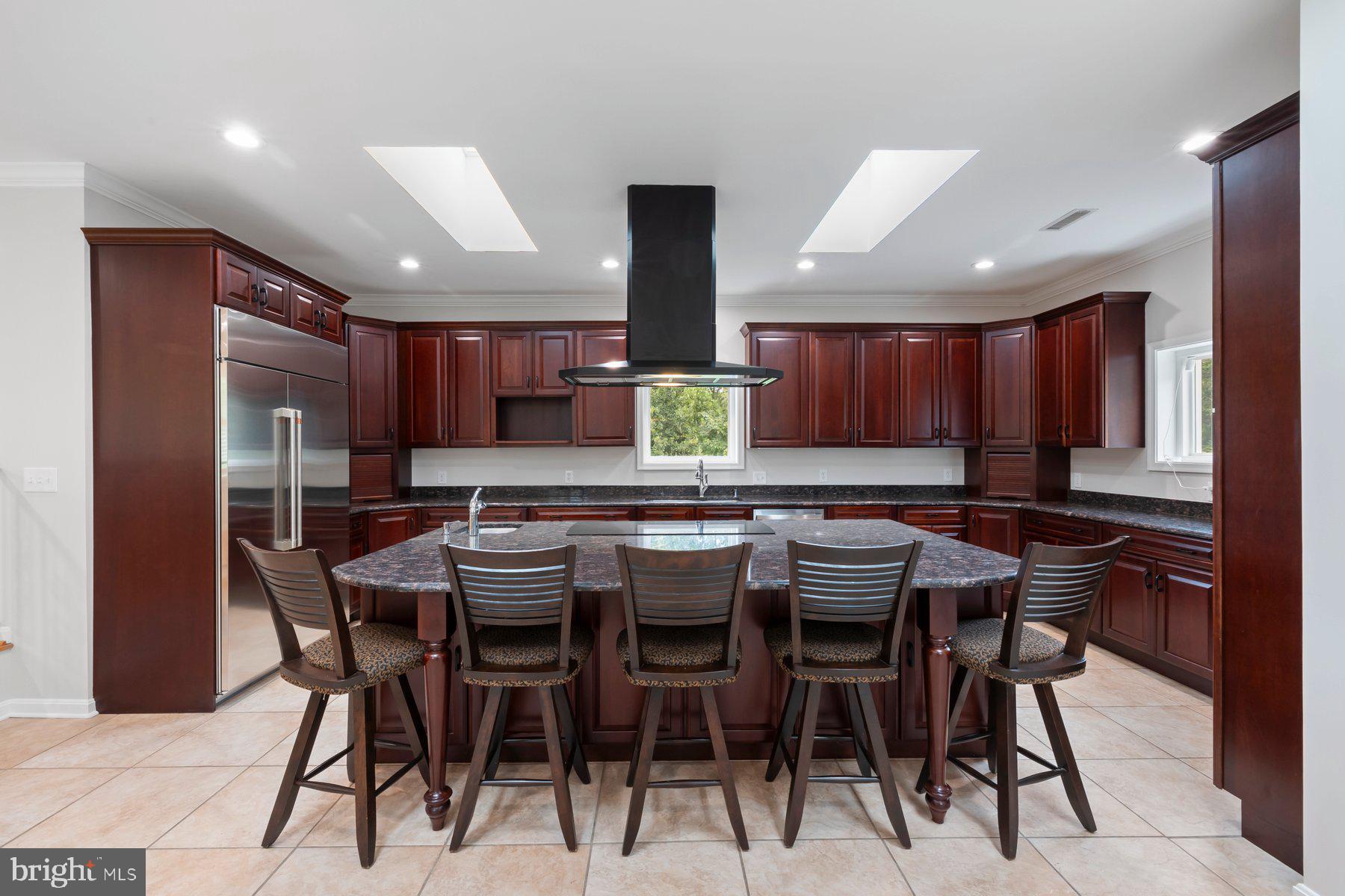 18604 MUNCASTER ROAD