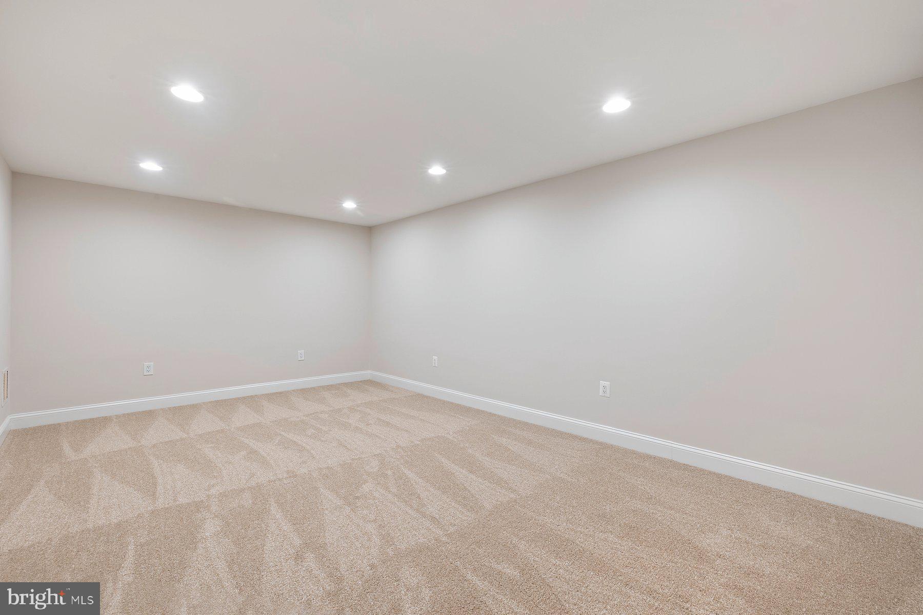 18604 MUNCASTER ROAD