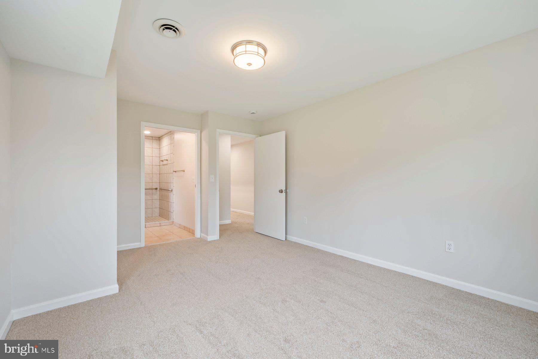 18604 MUNCASTER ROAD