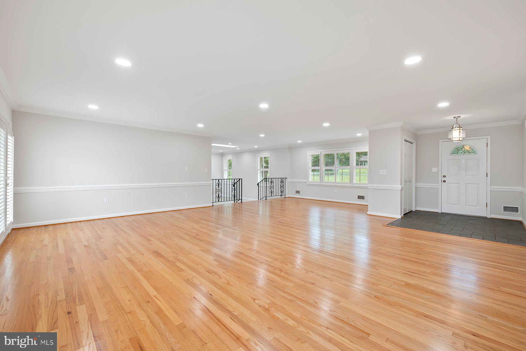 18604 MUNCASTER ROAD