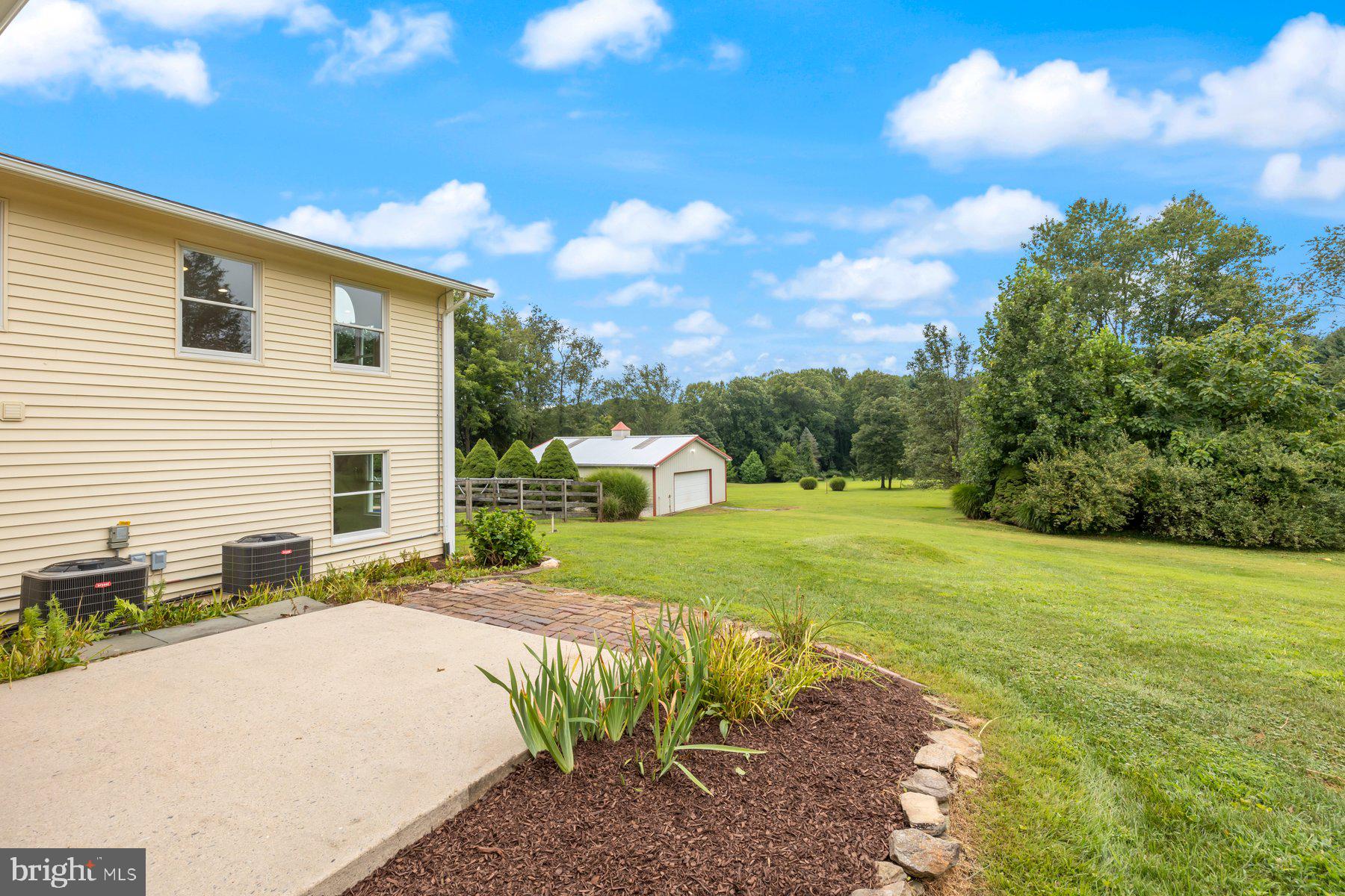 18604 MUNCASTER ROAD